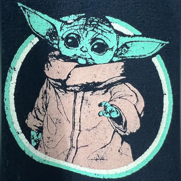 Star Wars The Mandalorian The Child Long Sleeve Shirt - Picture 3 of 6